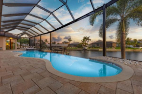 Luxury, Sunsets, Heated Infinity Pool, Spa, Pool Table, Bikes & Kayaks - Villa Coral Bay - Roelens